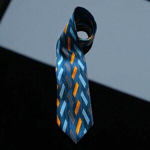 HUGO BOSS SILK TIE